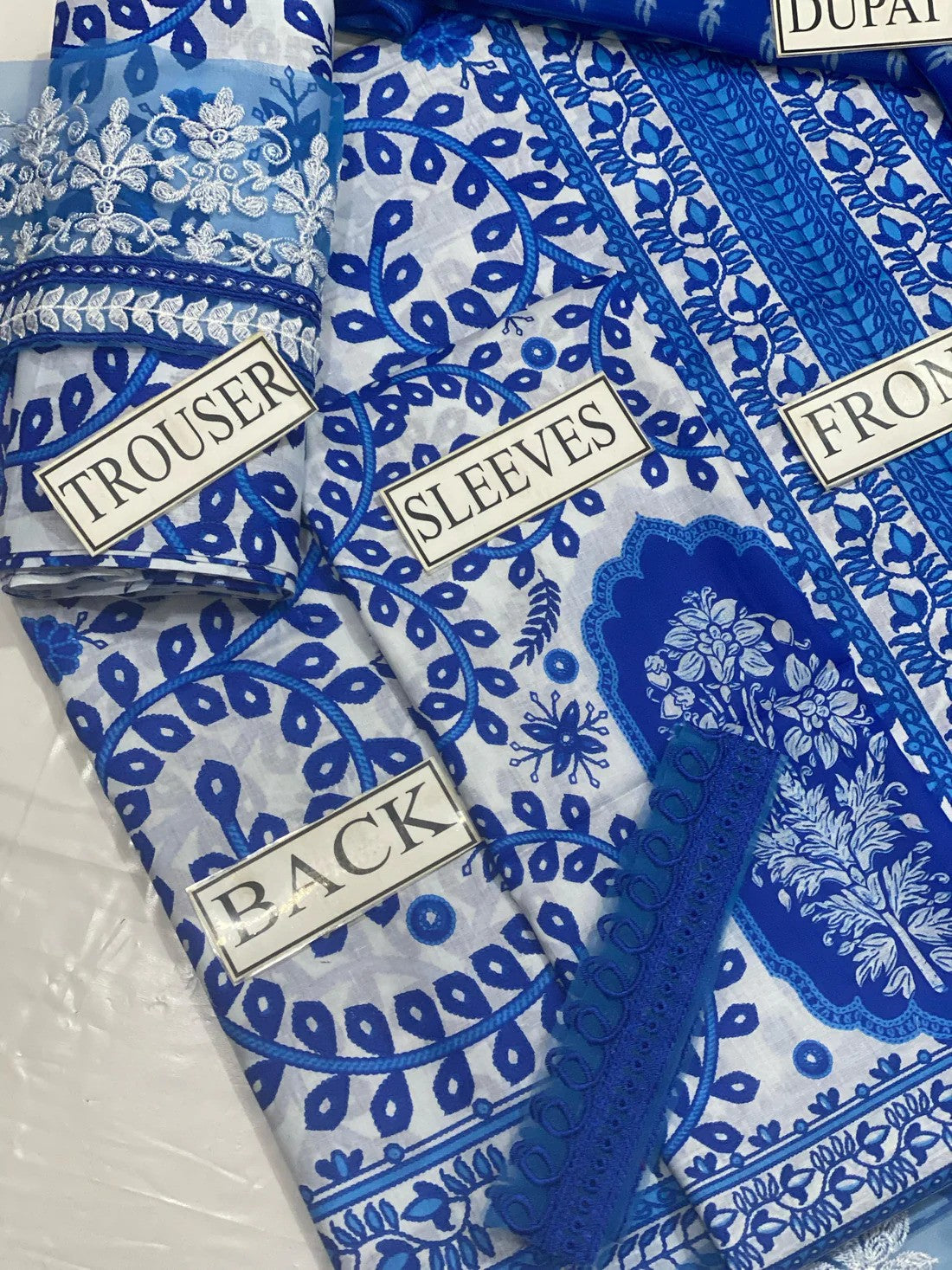 Maria B 3PC Blue Lawn – M Prints