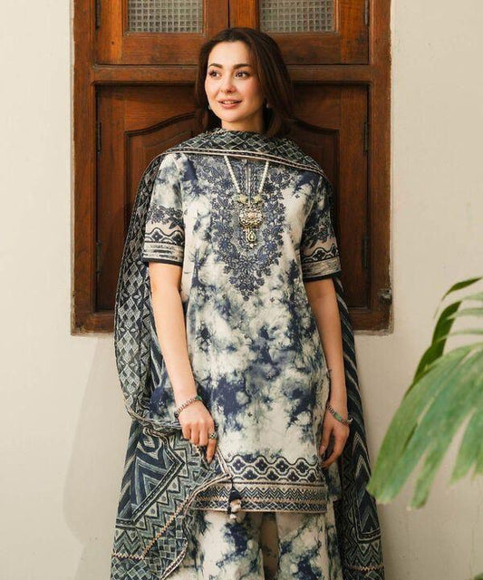 3 Pcs Women's Unstitched Printed Suit